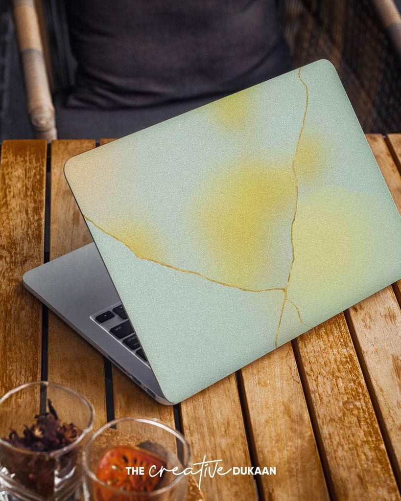 Beautiful Kintsugi Gradient Laptop Skin With Yellow Sprinkle - Creative Dukaan